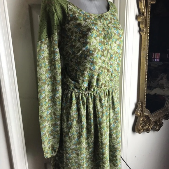 NEW CHARMING CHARLIE Women's ELASTIC WAIST BOHO GREEN FLORAL DRESS-SIZE XL . - Picture 4 of 12